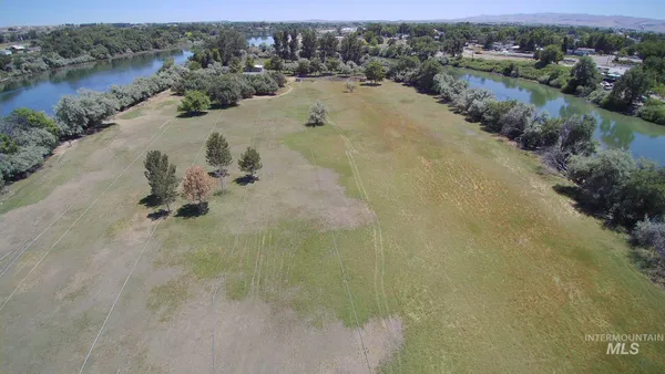 $700,000 | 0 Heltons Island, Homedale, ID 83628