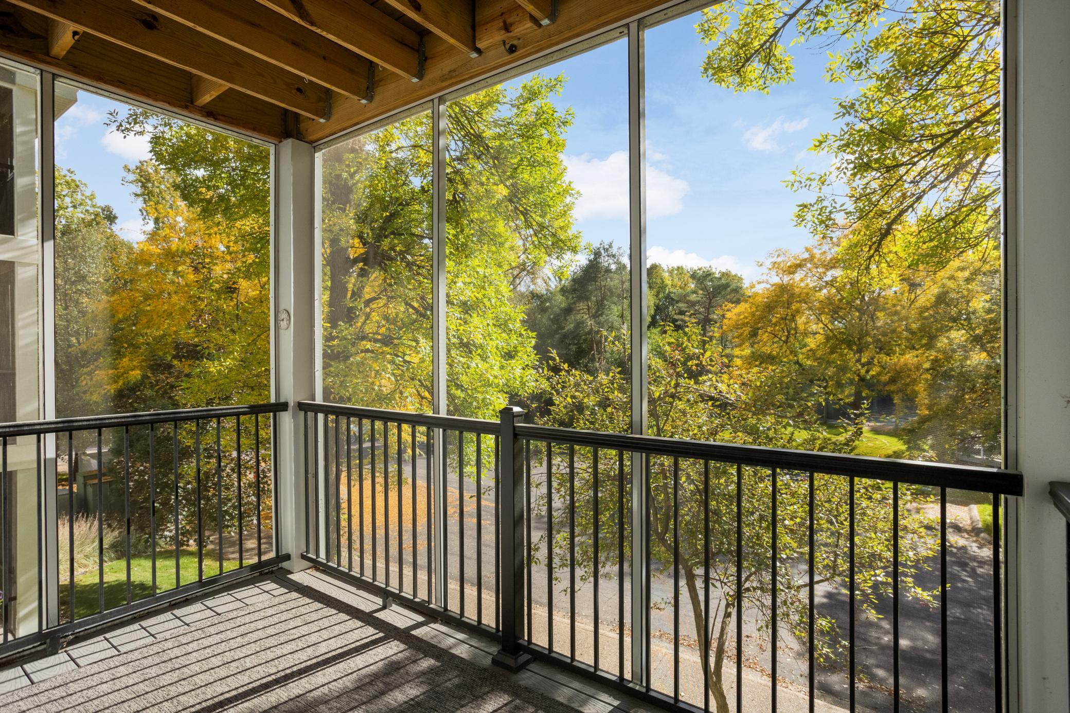 3030 St Albans Mill Road, Unit 211 Minnetonka, MN 55305 - Photo 10 of 31 Gallery Image 10