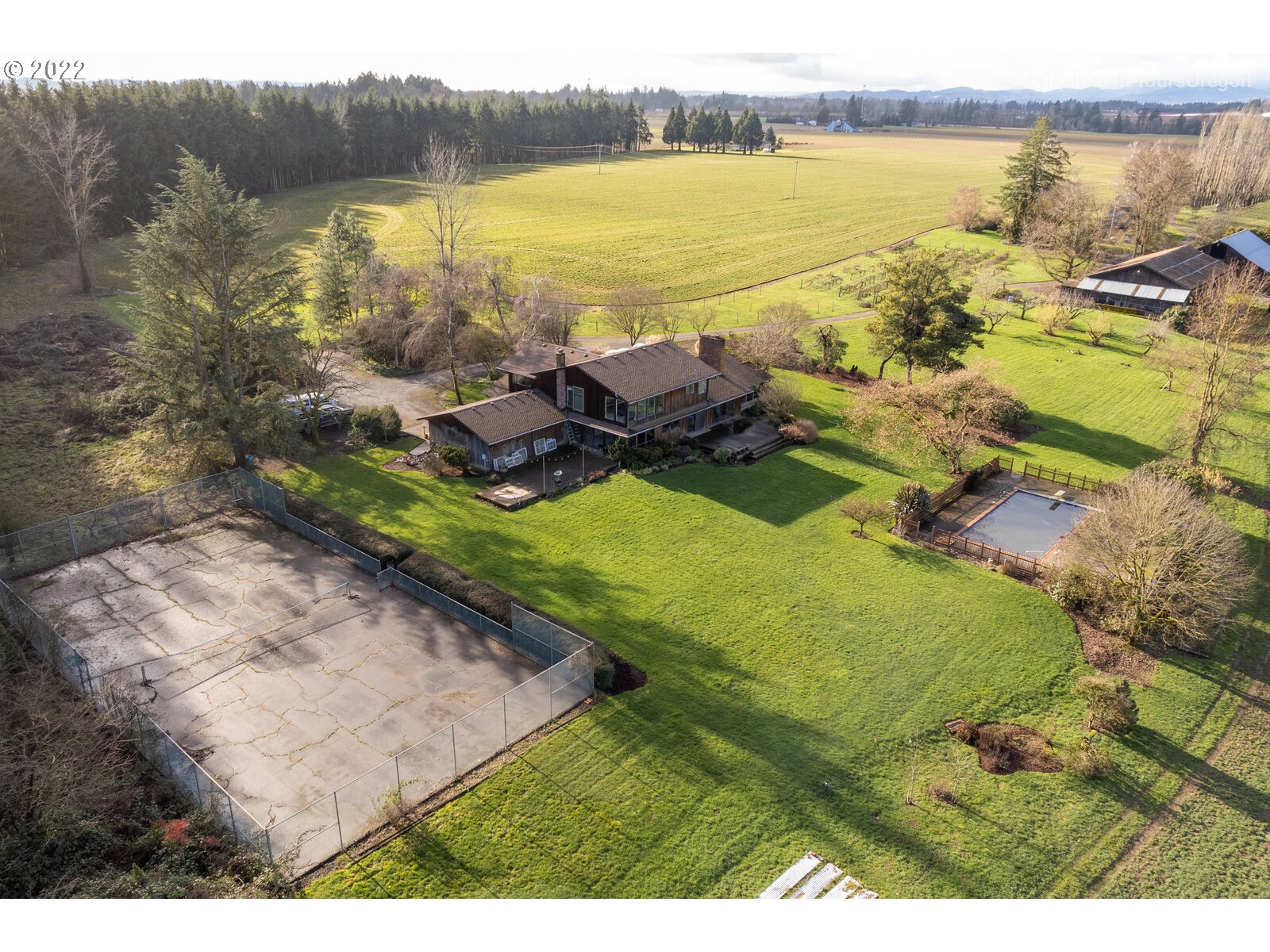 19289 Southeast Neck Road Dayton, OR 97114 - Photo 10 of 17 Gallery Image 10