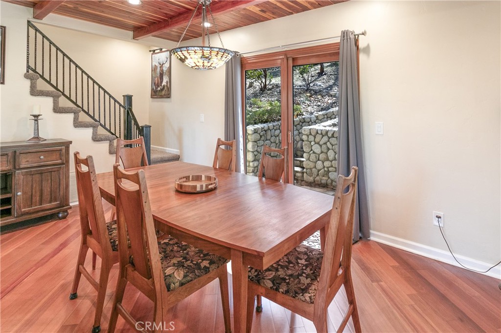 28916 North Shore Road Lake Arrowhead, CA 92352 - Photo 10 of 47