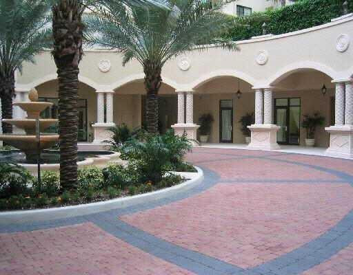 233 South Federal Highway, Unit LPH823 Boca Raton, FL 33432 - Photo 4 of 28 Photo 4