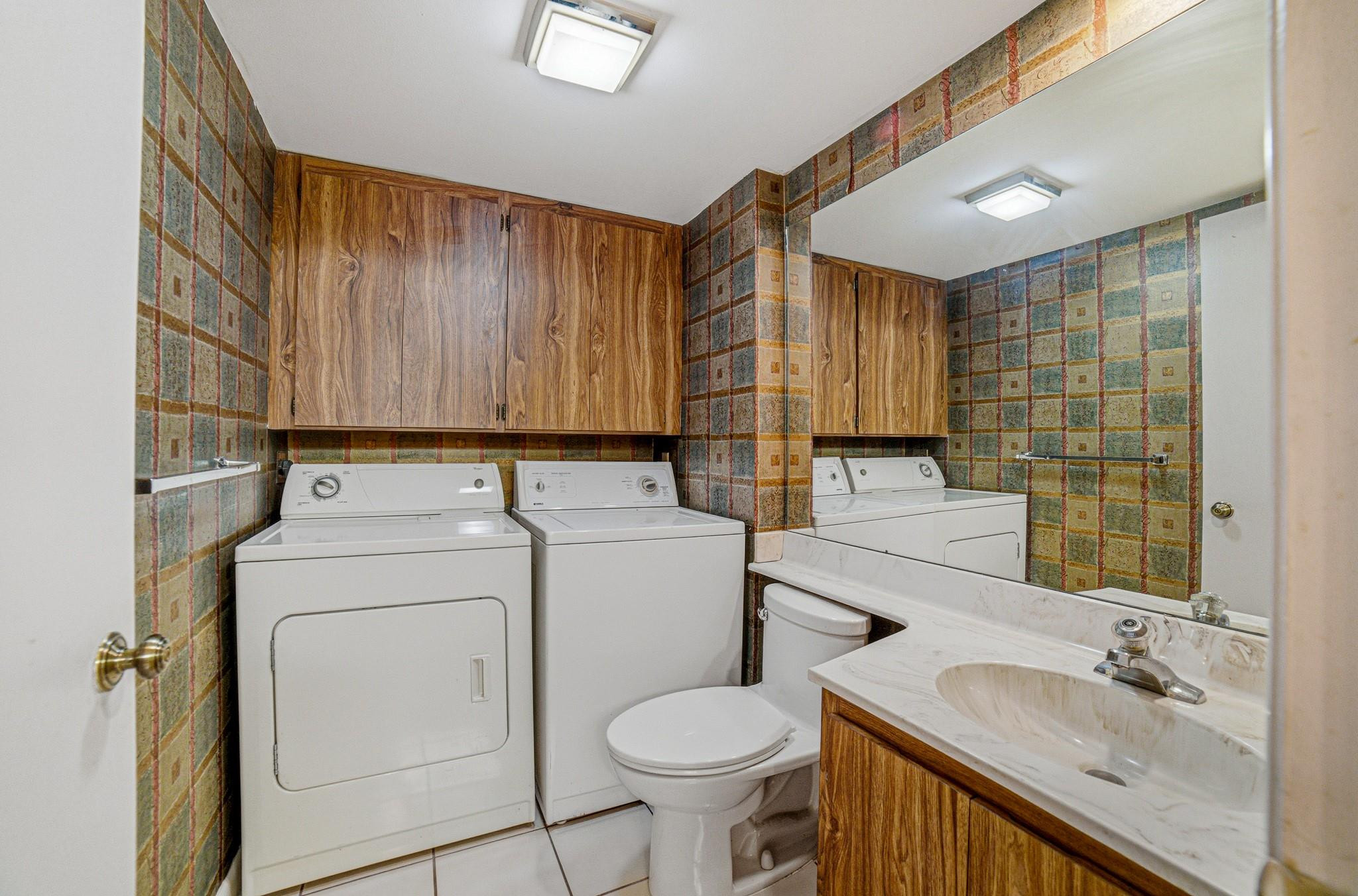 9101 Southwest 19th Place, Unit B Davie, FL 33324 - Photo 15 of 55 a bathroom with a sink toilet and shower