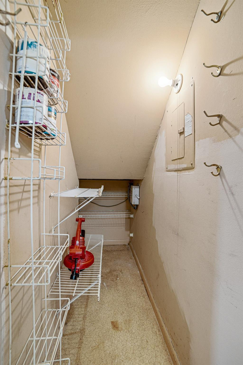 9101 Southwest 19th Place, Unit B Davie, FL 33324 - Photo 16 of 55 a view of a walk in closet