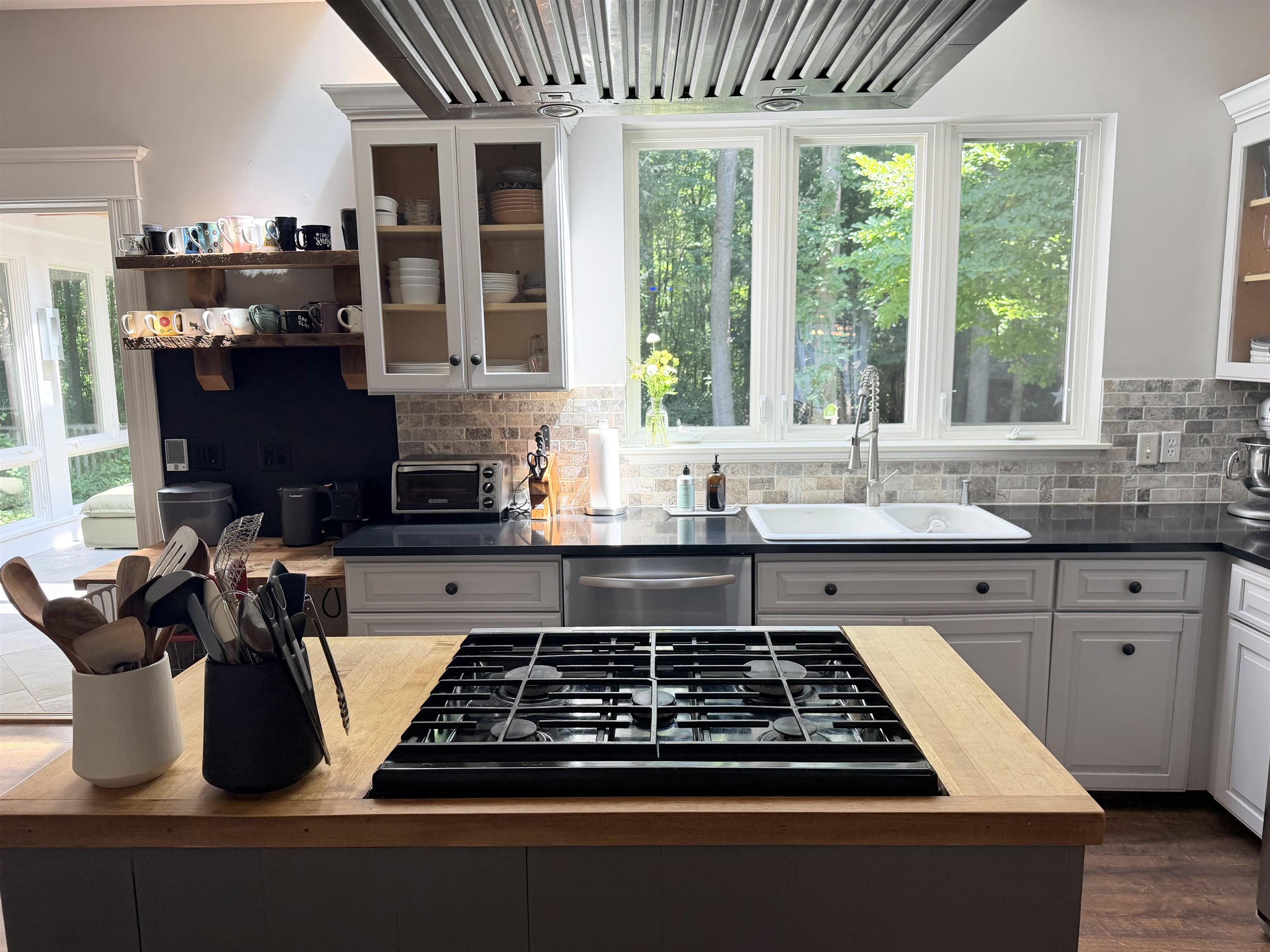 54 Muirfield Road Burlington, VT 05408 - Photo 20 of 60 Gallery Image 20