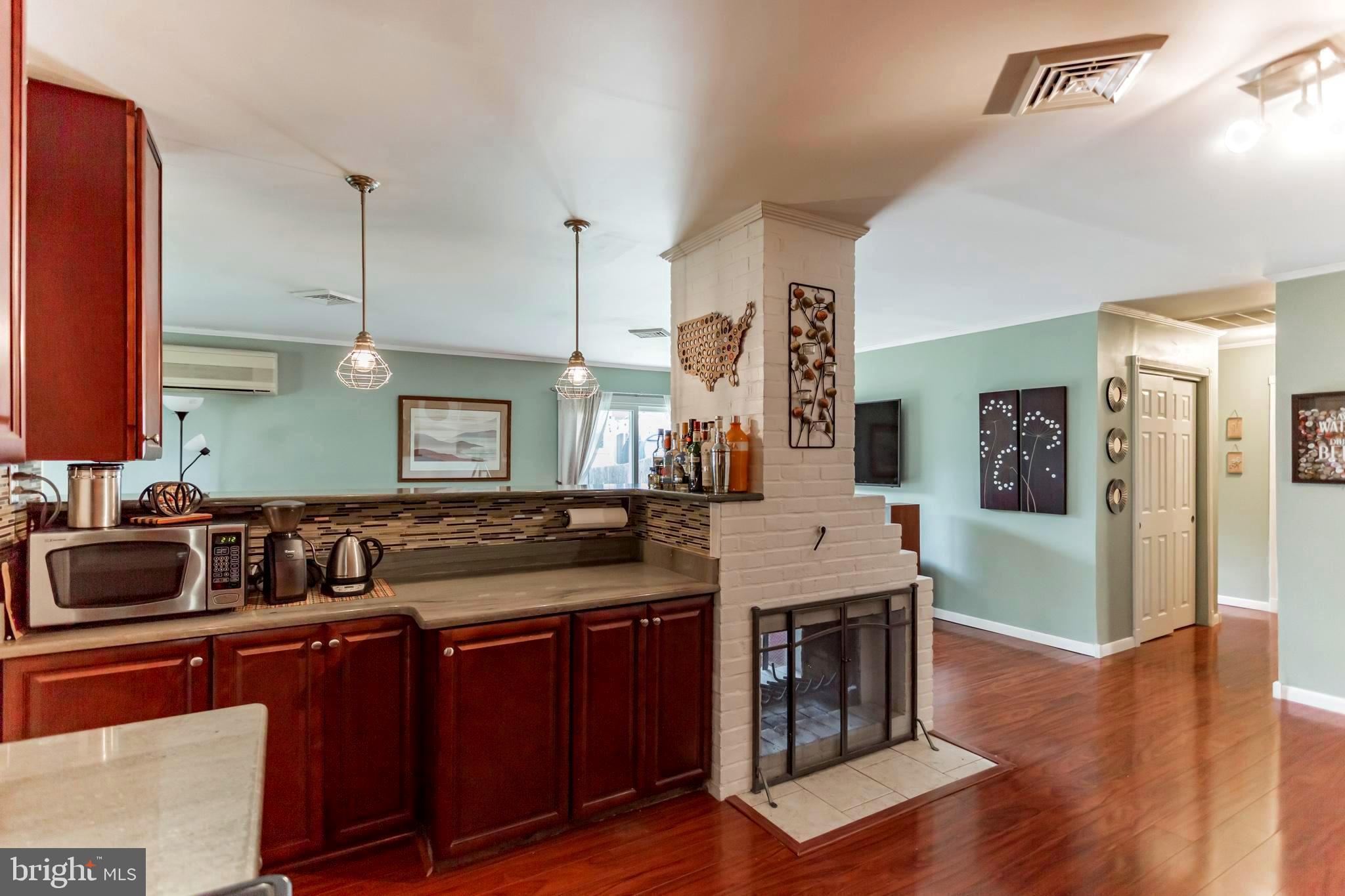 14 Vineyard Road Levittown, PA 19057 - Photo 8 of 24 Gallery Image 8