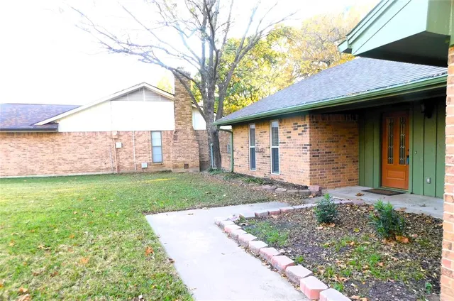 $1,850 | 2914 North Ricketts Street, Sherman, TX 75092