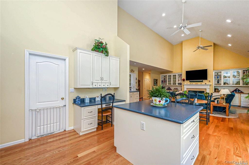 828 Pond View Road Riverhead, NY 11901 - Photo 11 of 35 Gallery Image 11