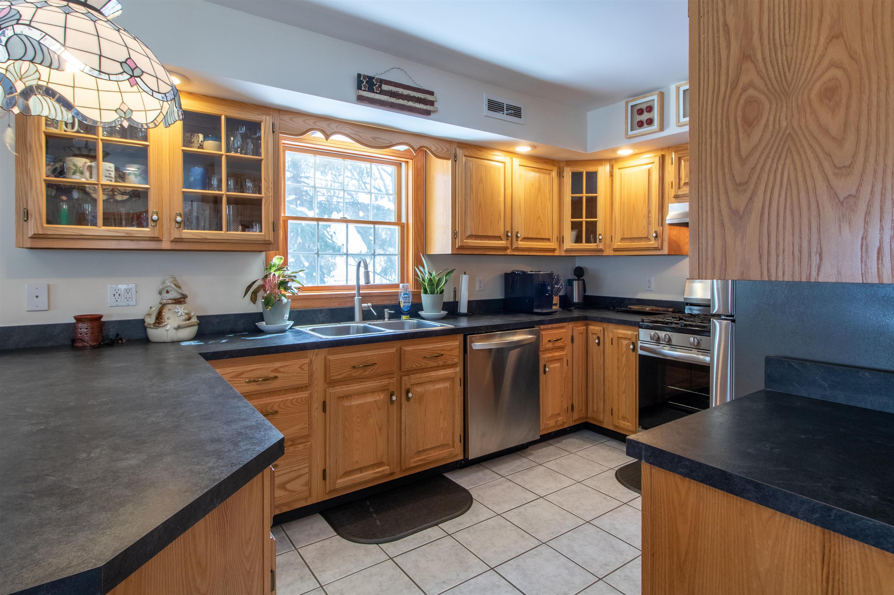 206 Cottage Road Brighton, VT 05846 - Photo 11 of 41