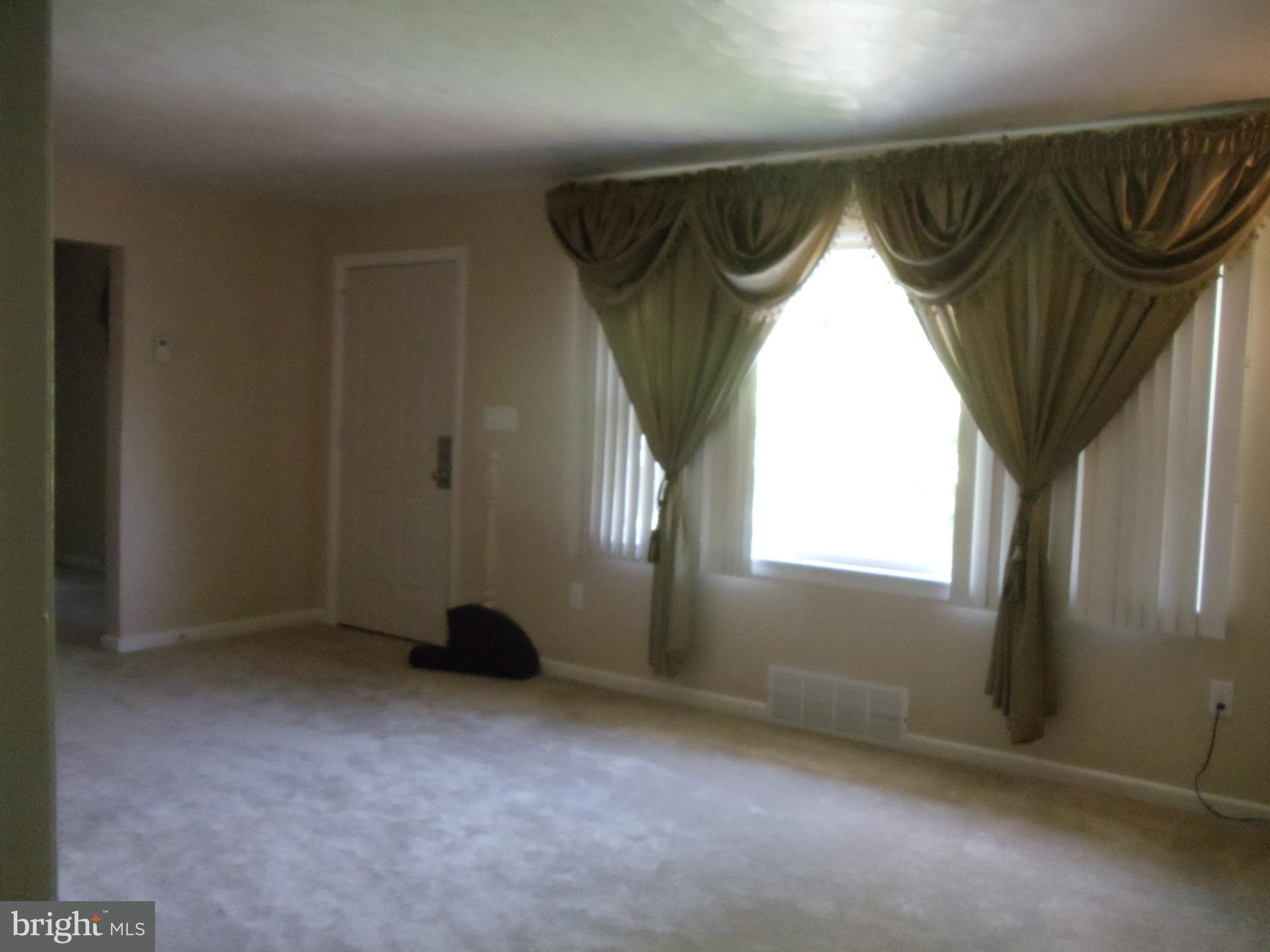 1220 Southern Road York, PA 17403 - Photo 11 of 27 Gallery Image 11