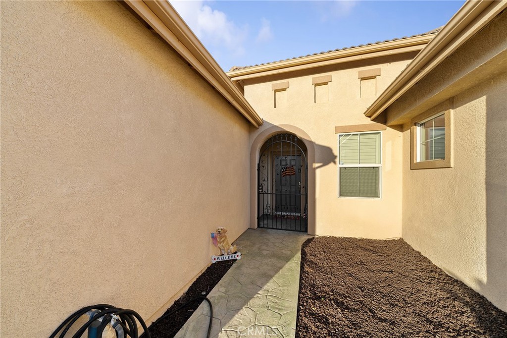 17886 Robusta Drive Riverside, CA 92503 - Photo 13 of 34 Gallery Image 13