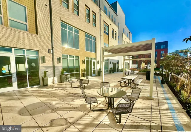 $795,000 | 106 South Eden Street, Baltimore, MD 21202