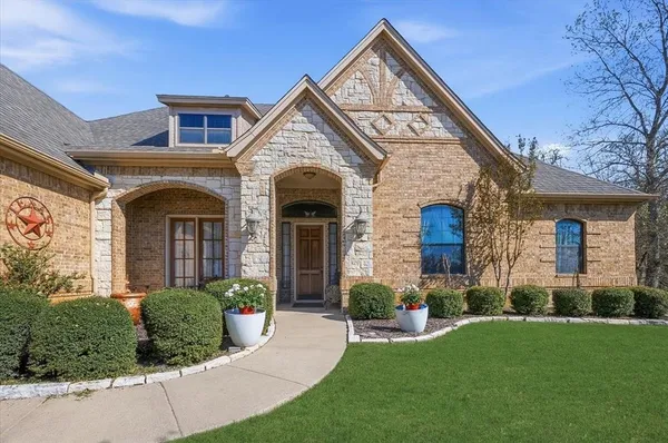 $749,000 | 7636 La Cantera Drive, Fort Worth, TX 76108