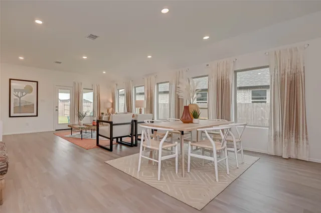 $2,500 | 21119 Bella Coral Drive, Cypress, TX 77433