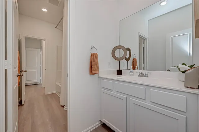 $2,500 | 21119 Bella Coral Drive, Cypress, TX 77433