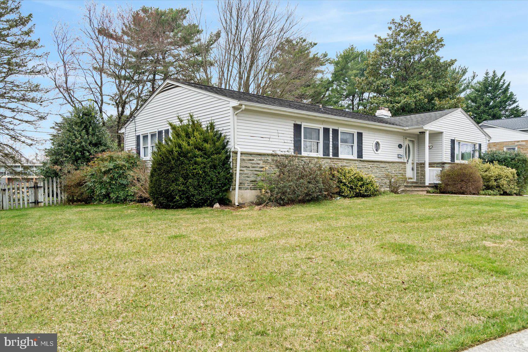 321 Valley Court Road Lutherville-Timonium, MD 21093 - Photo 3 of 43 Side Exterior