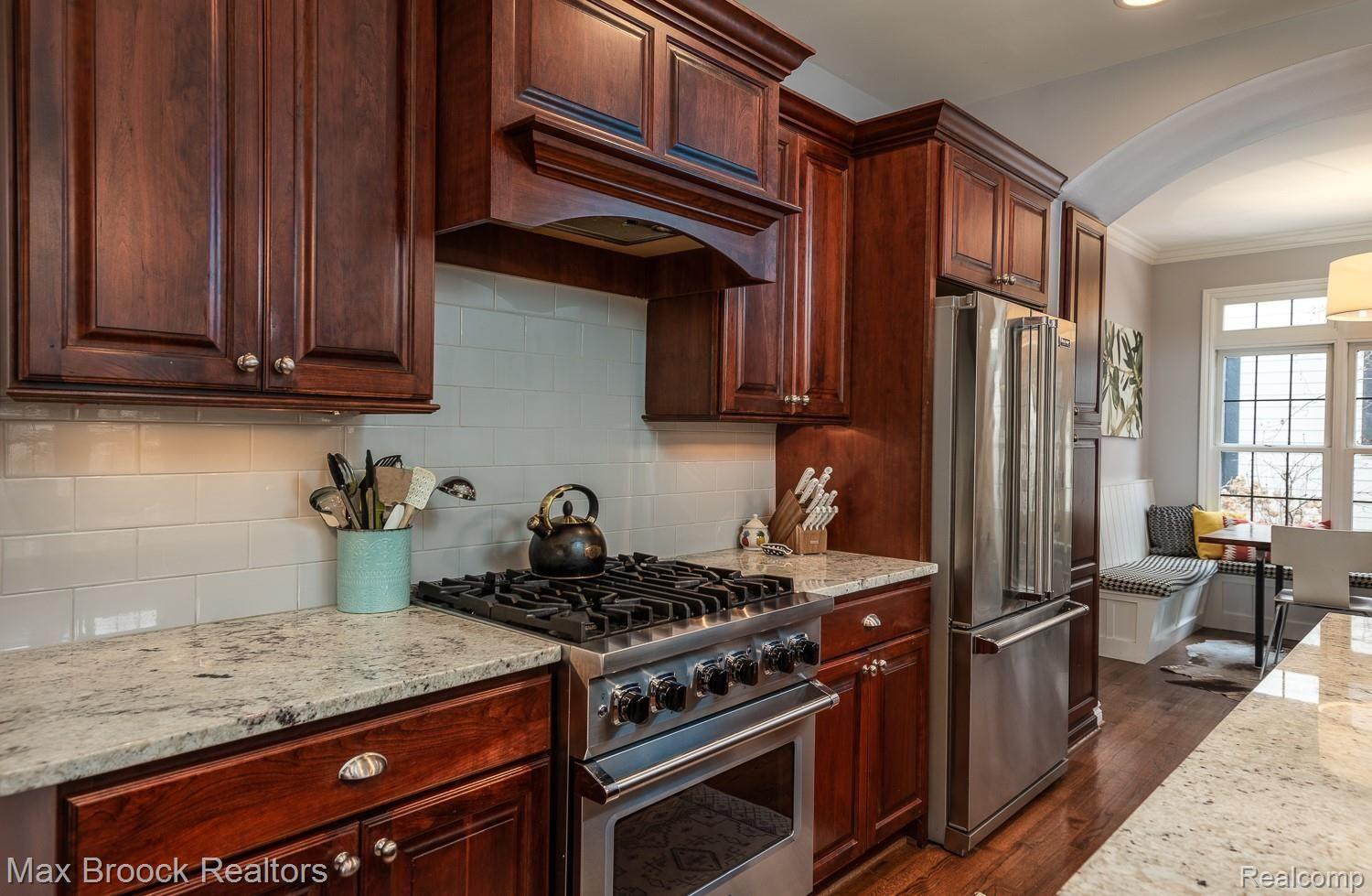 11 Devonshire Road Pleasant Ridge, MI 48069 - Photo 13 of 46 Kitchen with Viking Stove
