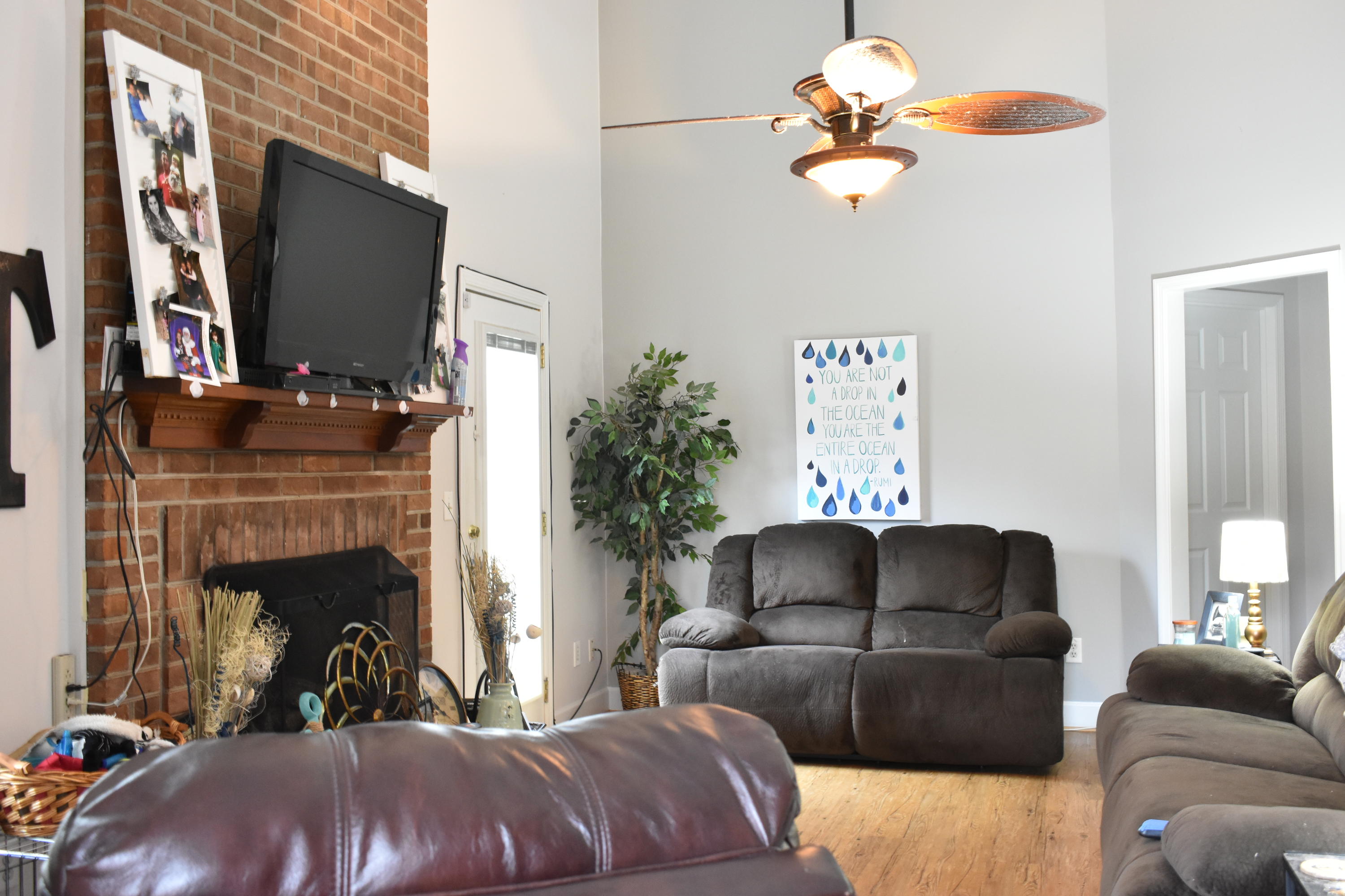 121 Towne Square Road Summerville, SC 29485 - Photo 4 of 8 Living Room2