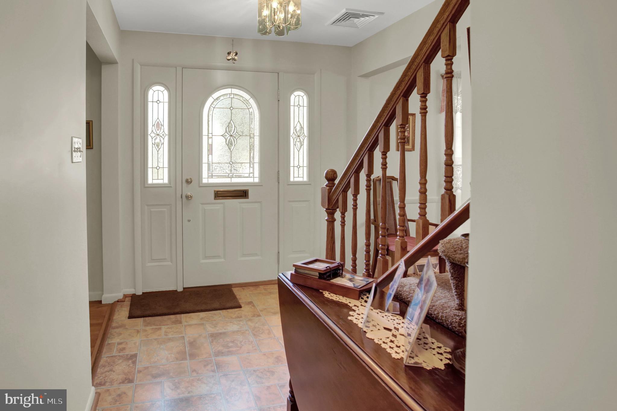511 Ellen Road Camp Hill, PA 17011 - Photo 3 of 46 Gallery Image 3