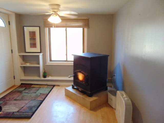 9675 West Tyler Road Sumner, MI 48889 - Photo 12 of 18 1872639-11.JPG