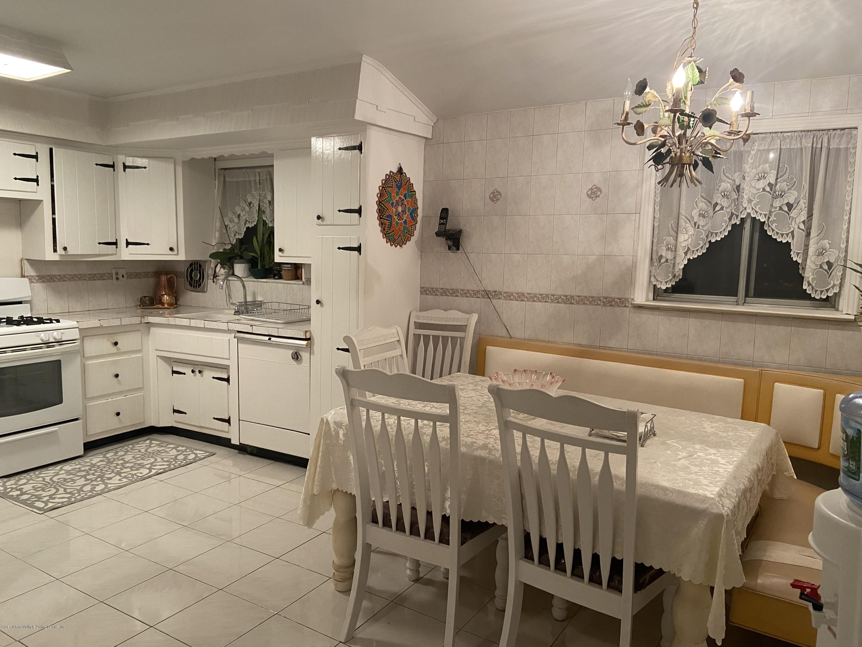 419 Richmond Hill Road Staten Island, NY 10314 - Photo 6 of 27 IMG_0527