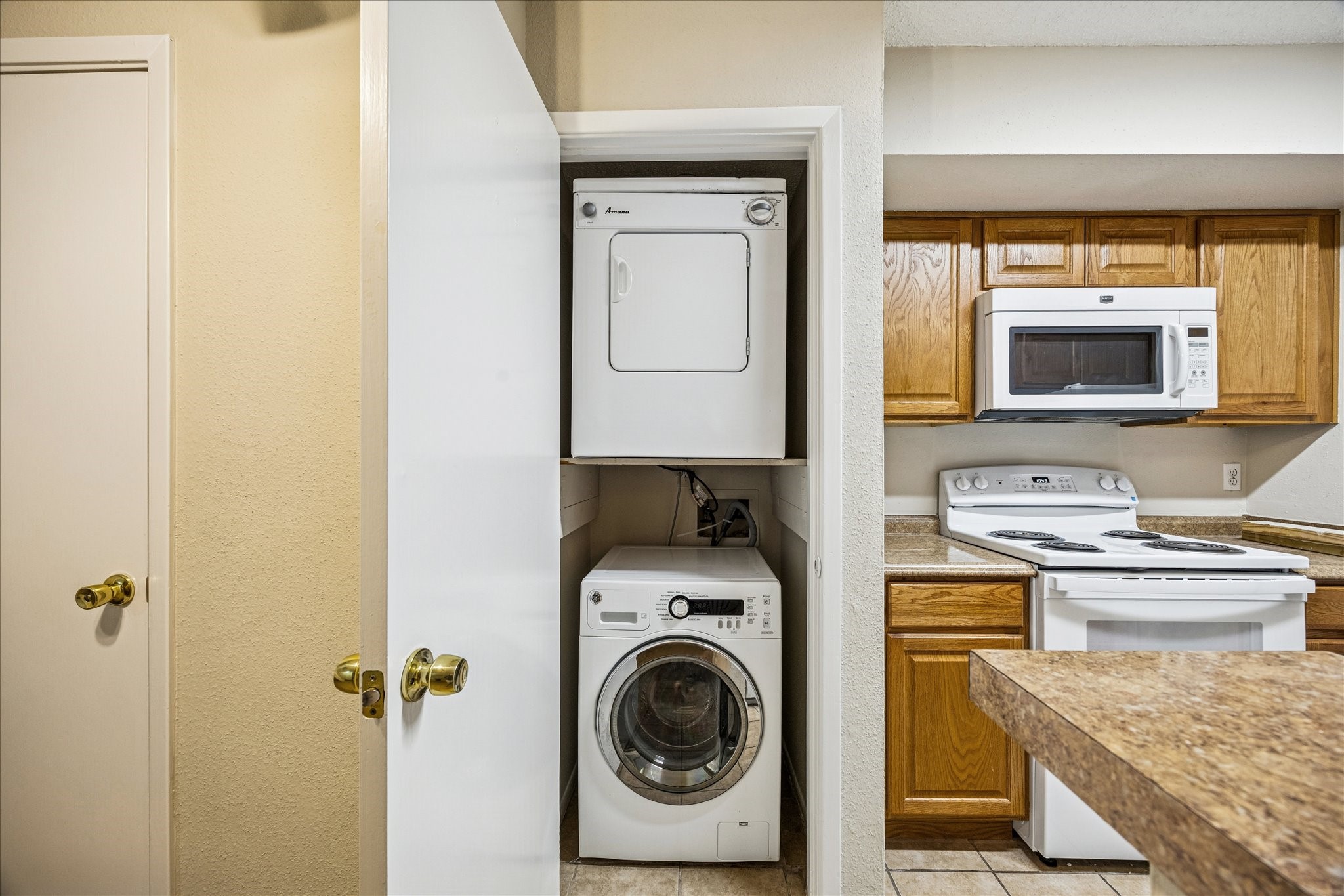 2800 Jeanetta Street, Unit 2107 Houston, TX 77063 - Photo 7 of 15