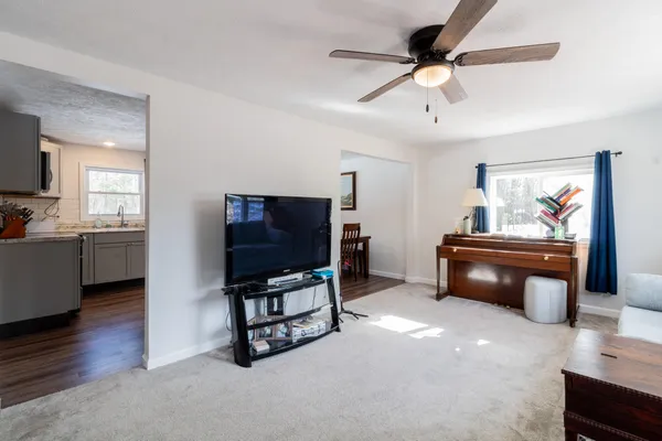 $240,000 | 9848 90th Avenue, Mecosta, MI 49332