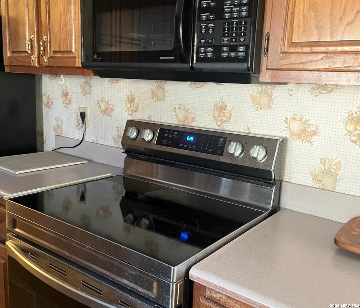 6203 Ridge Pl Street San Antonio, TX 78250 - Photo 11 of 20