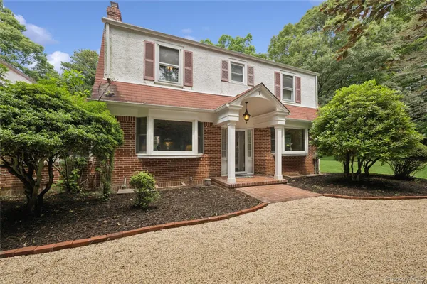 $799,000 | 7 Upper Devon Road, Port Jefferson, NY 11777