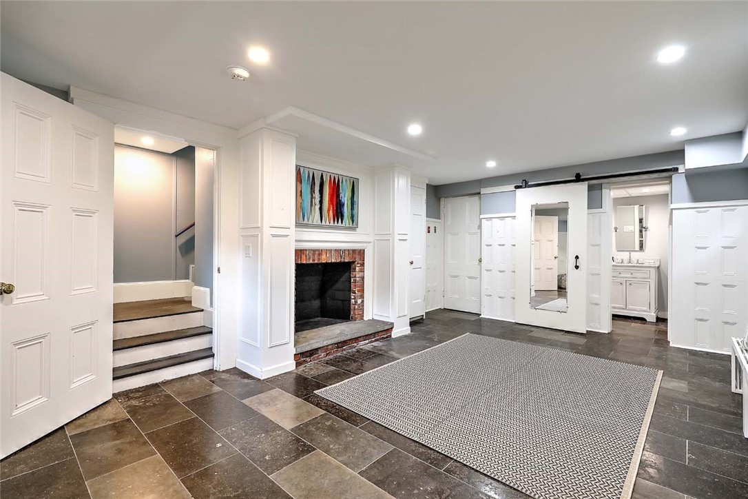 6 Olive Street Providence, RI 02906 - Photo 44 of 50