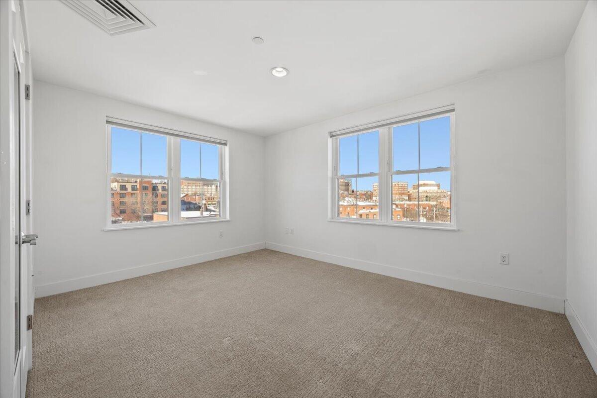 25 High Street, Unit 515 Portland, ME 04101 - Photo 24 of 42 23-25 High 515-23