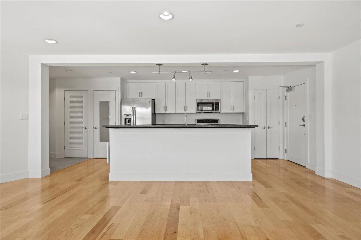 25 High Street, Unit 515 Portland, ME 04101 - Photo 10 of 42 15-25 High 515-15