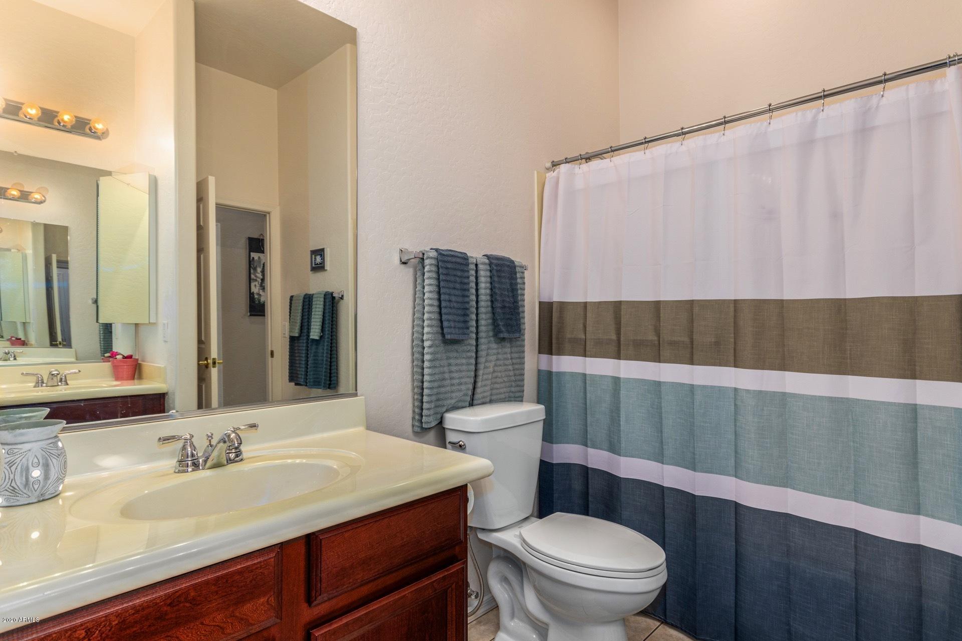 5532 West Maldonado Road Laveen, AZ 85339 - Photo 16 of 24 Hall Bath