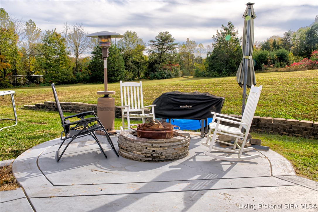1625 Old State Road Henryville, IN 47126 - Photo 47 of 72 Back Patio