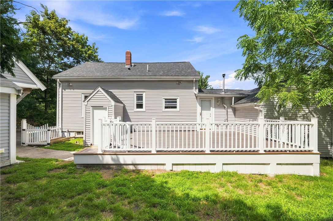 31 Coolidge Avenue Woonsocket, RI 02895 - Photo 34 of 35 Gallery Image 34