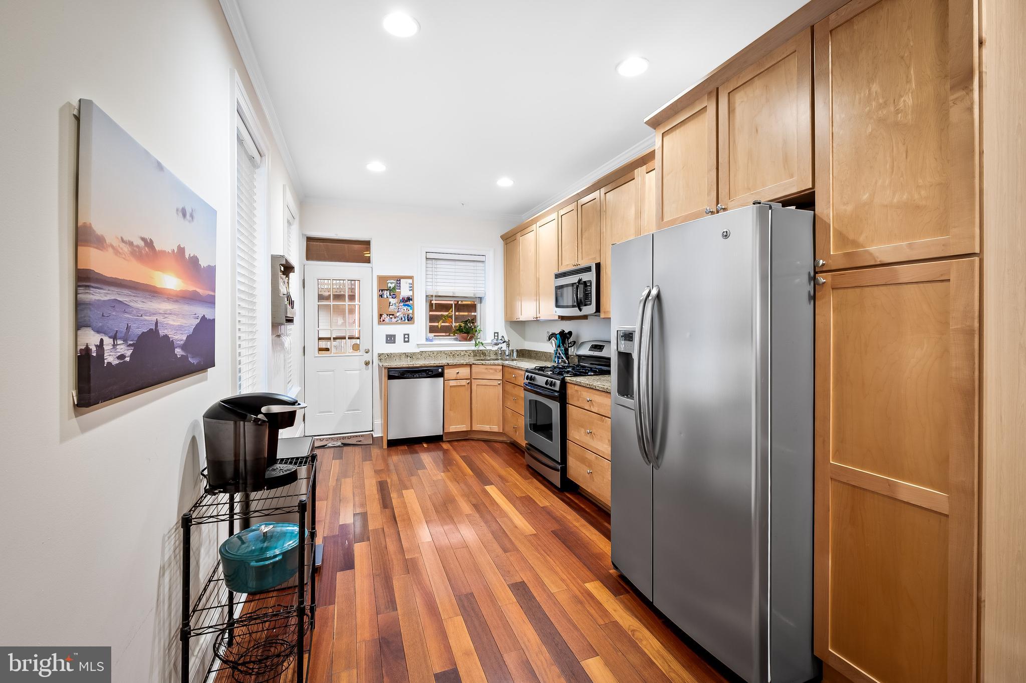 706 South Clinton Street Baltimore, MD 21224 - Photo 10 of 34