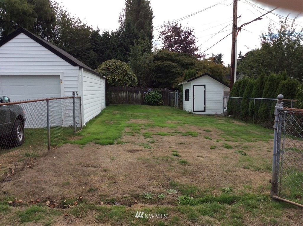 3502 Rockefeller Avenue Everett, WA 98201 - Photo 17 of 23