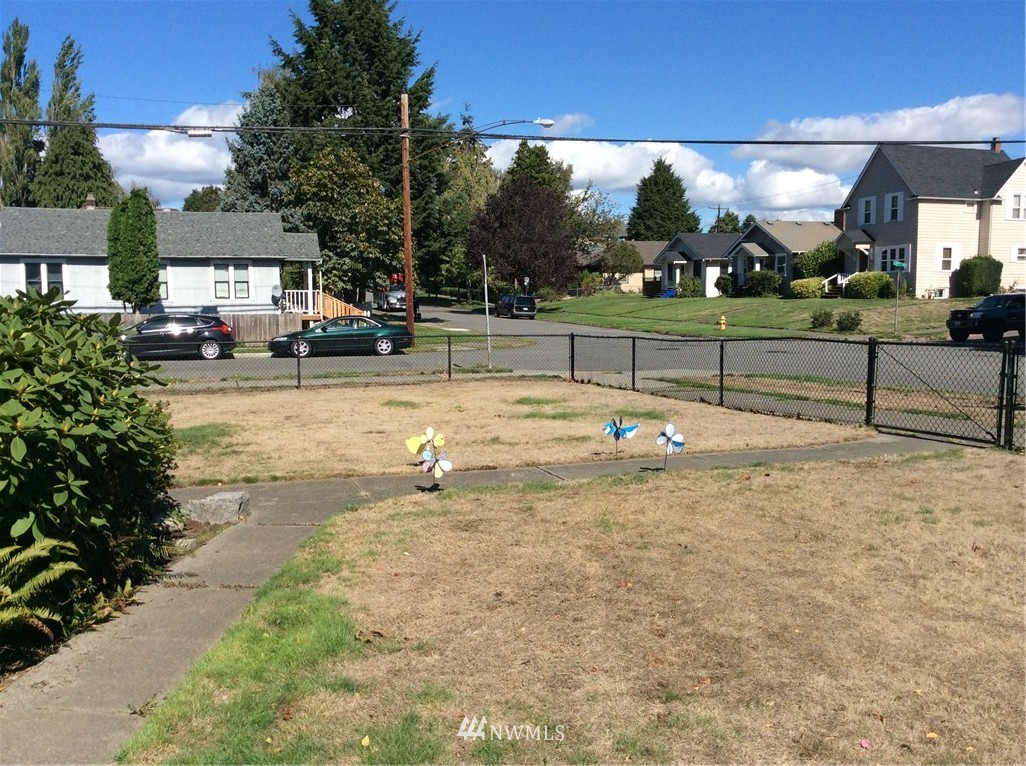 3502 Rockefeller Avenue Everett, WA 98201 - Photo 21 of 23