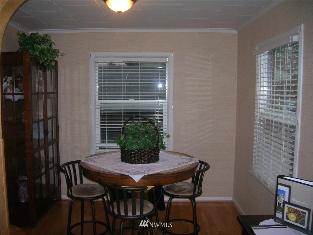 3502 Rockefeller Avenue Everett, WA 98201 - Photo 9 of 23