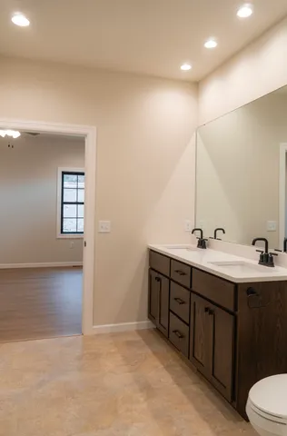 $694,800 | 621 Johnson Street, Onalaska, WI 54650