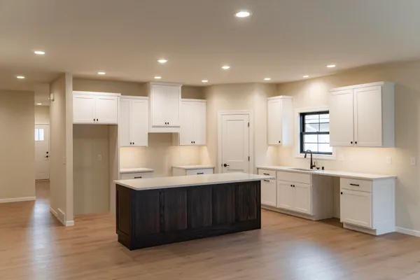 $694,800 | 621 Johnson Street, Onalaska, WI 54650