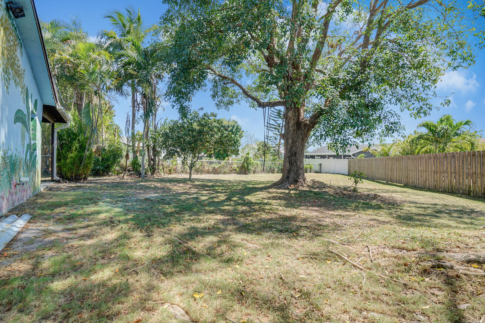 9260 Southwest 16th Road West Boca Raton, FL 33428 - Photo 28 of 46 a view of backyard with tree