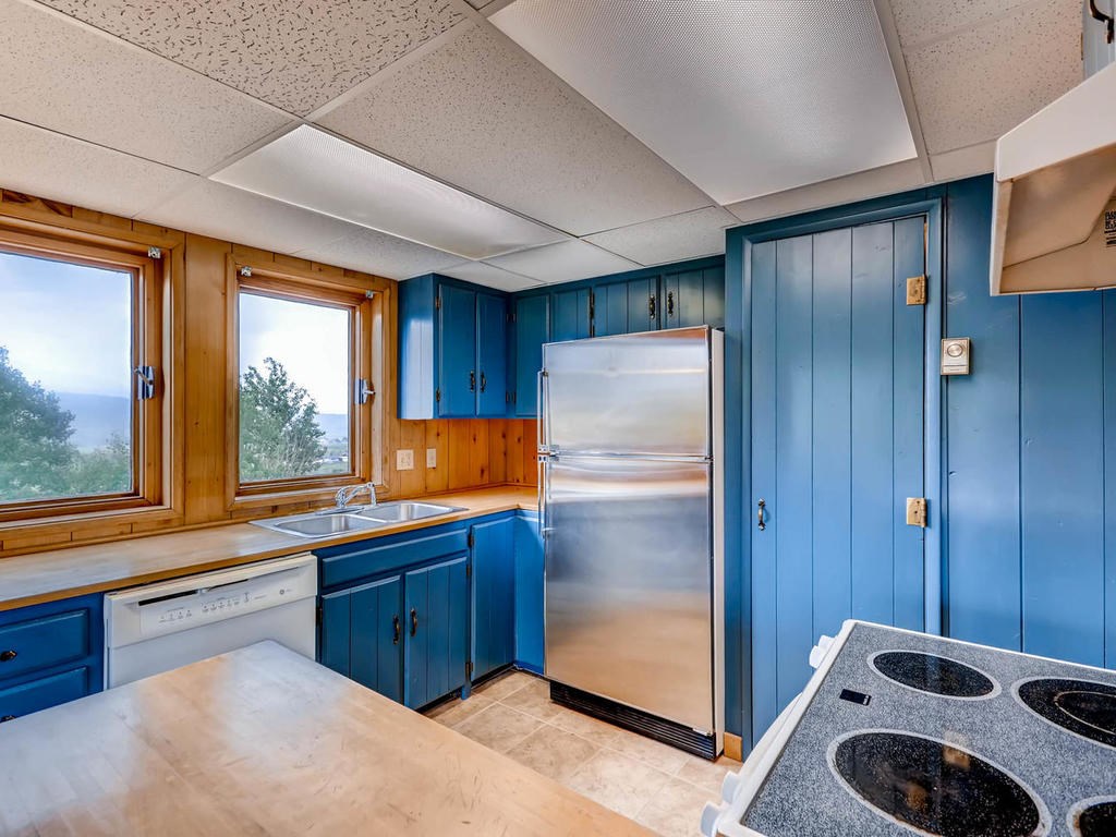 437 Rodeo Drive Silverthorne, CO 80498 - Photo 6 of 25 Gallery Image 6