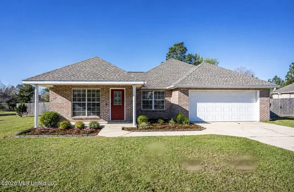 $254,500 | 21455 East Edgewood Drive, Saucier, MS 39574