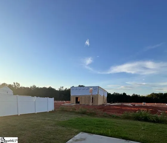 $2,200 | 37 Snowmill Road, Woodruff, SC 29388