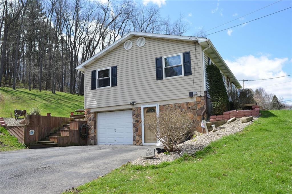 1043 Butler Road Kittanning, PA 16201 - Photo 3 of 25
