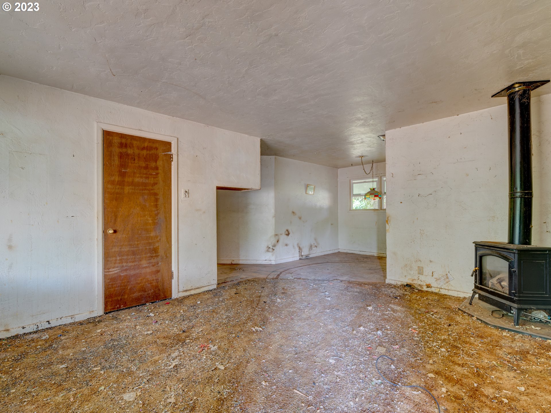 3350 Oriole Street Springfield, OR 97477 - Photo 2 of 15