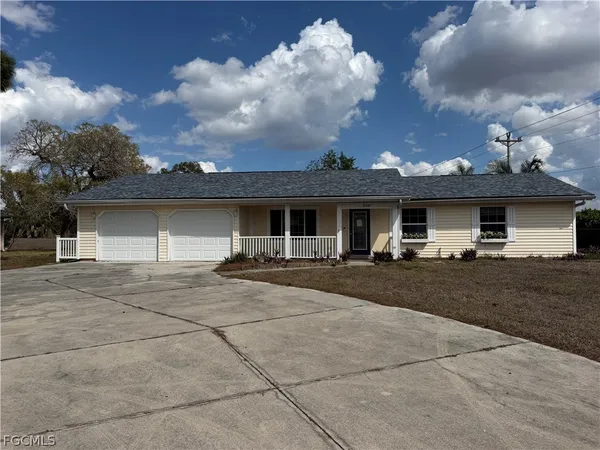 $233,100 | 5481 Burnham Court, North Fort Myers, FL 33903