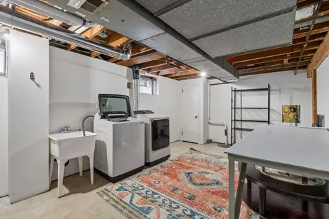 $750,000 | 5109 Abbott Avenue South, Minneapolis, MN 55410