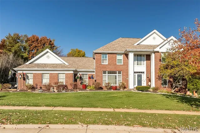 $1,295,000 | 2029 Brook Hill Lane, Chesterfield, MO 63017