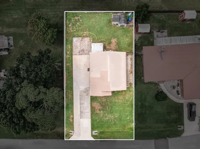 $230,000 | 1323 Chloe Terrace, Sebring, FL 33870